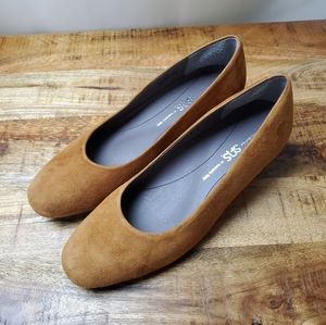 EUC SAS Sophia Suede Wedge Pump